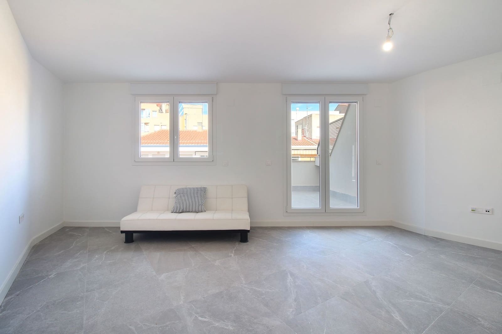 3 Zimmer Penthouse zu verkaufen in Albacete Stadt mit Pool - 433.000 € (Ref: 9678212)