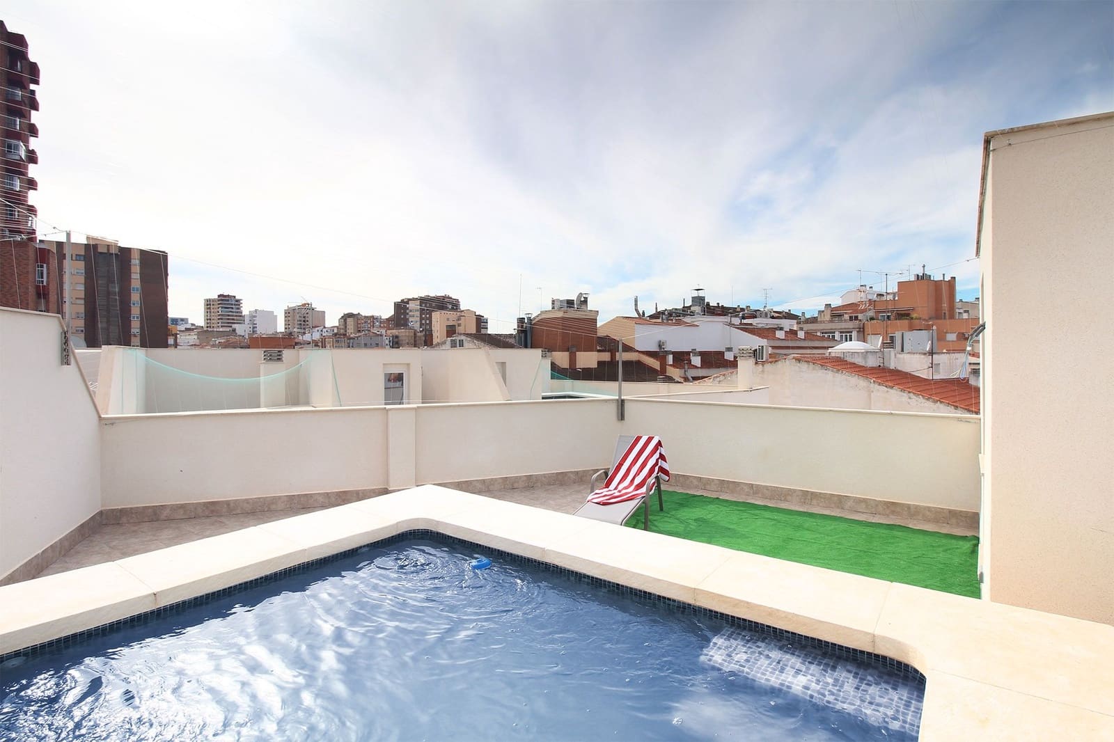 3 Zimmer Penthouse zu verkaufen in Albacete Stadt mit Pool - 433.000 € (Ref: 9678212)