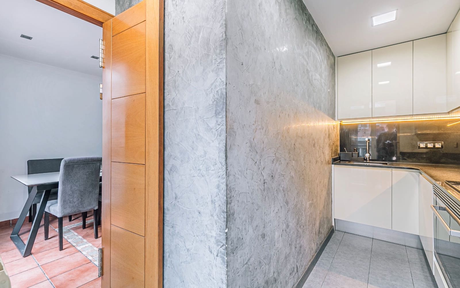 2 sypialnia Mieszkanie na sprzedaż w Miasto Barcelona - 349 000 € (Ref: 9679152)