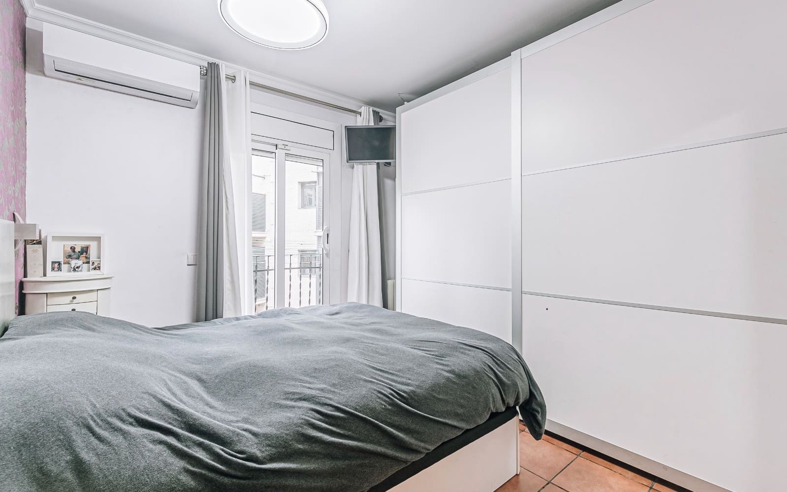 2 sypialnia Mieszkanie na sprzedaż w Miasto Barcelona - 349 000 € (Ref: 9679152)