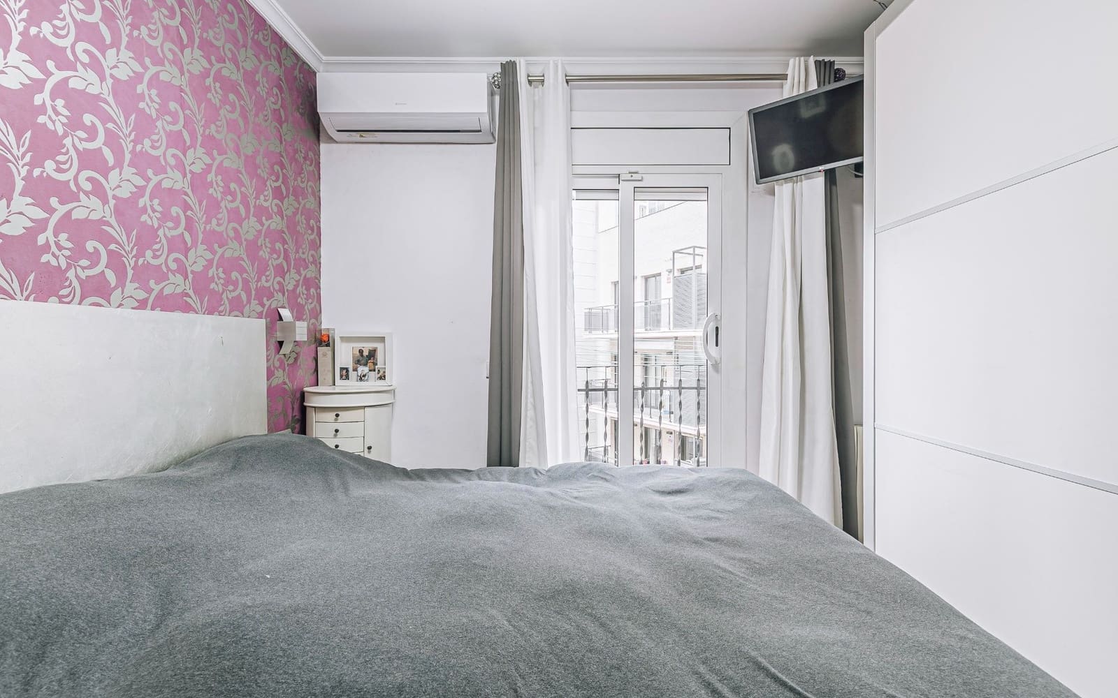 2 sypialnia Mieszkanie na sprzedaż w Miasto Barcelona - 349 000 € (Ref: 9679152)