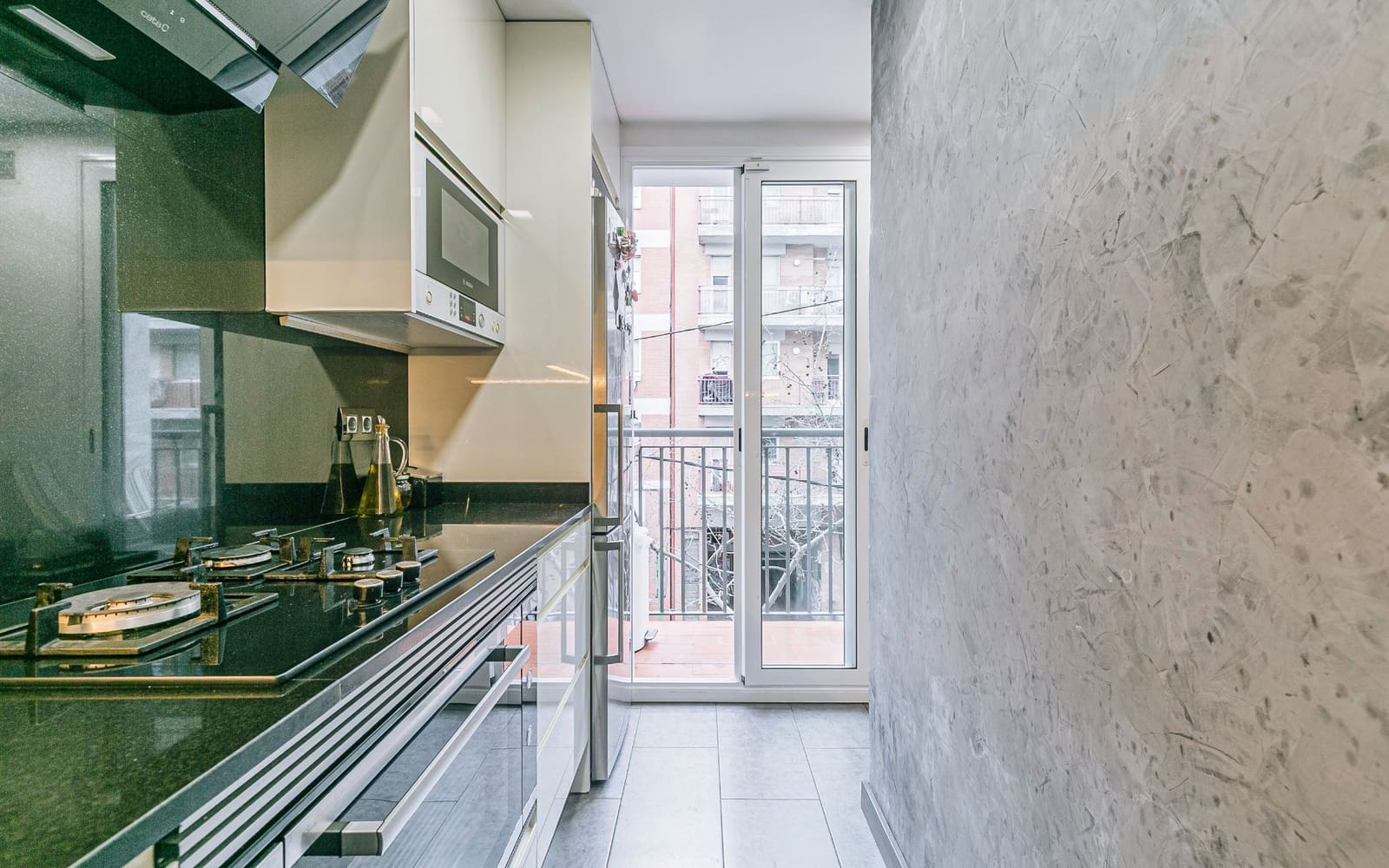 2 sypialnia Mieszkanie na sprzedaż w Miasto Barcelona - 349 000 € (Ref: 9679152)