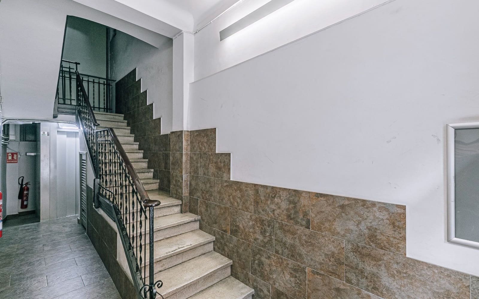 2 sypialnia Mieszkanie na sprzedaż w Miasto Barcelona - 349 000 € (Ref: 9679152)