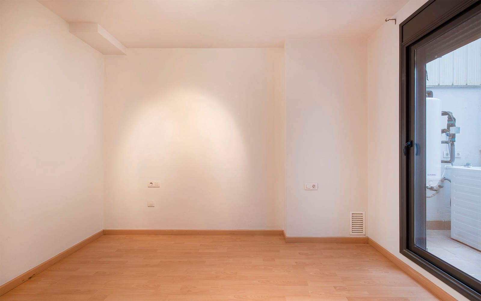 2 quarto Apartamento para venda em Terrassa com garagem - 225 000 € (Ref: 9679299)