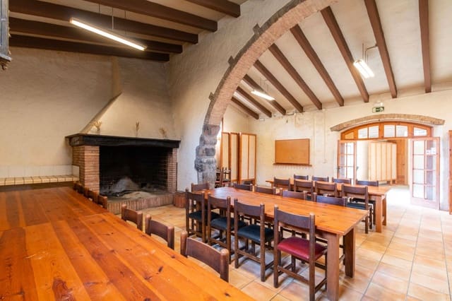 2 makuuhuone Maalaistalo myytävänä paikassa Capmany mukana 
autotalli - 940 000 € (Ref: 9679301)