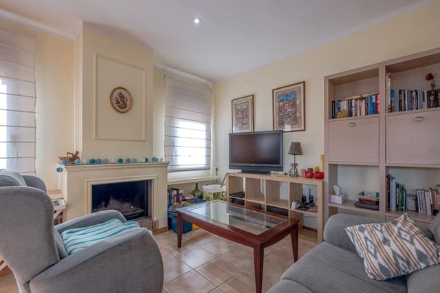 3 soverom Villa til salgs i Pals med garasje - € 585 000 (Ref: 9684062)