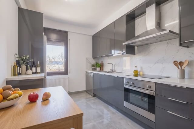 3 soverom Villa til salgs i Pals med garasje - € 585 000 (Ref: 9684062)