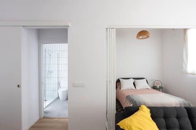 1 camera da letto Villetta Bifamiliare in vendita in Les Corts, Barcelona città - 390.000 € (Rif: 9684366)