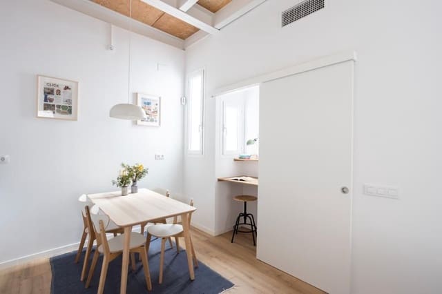 1 camera da letto Villetta Bifamiliare in vendita in Les Corts, Barcelona città - 390.000 € (Rif: 9684366)