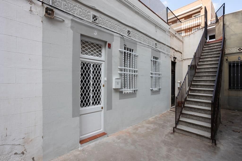 1 camera da letto Villetta Bifamiliare in vendita in Barcelona citta - 390.000 € (Rif: 9684366)