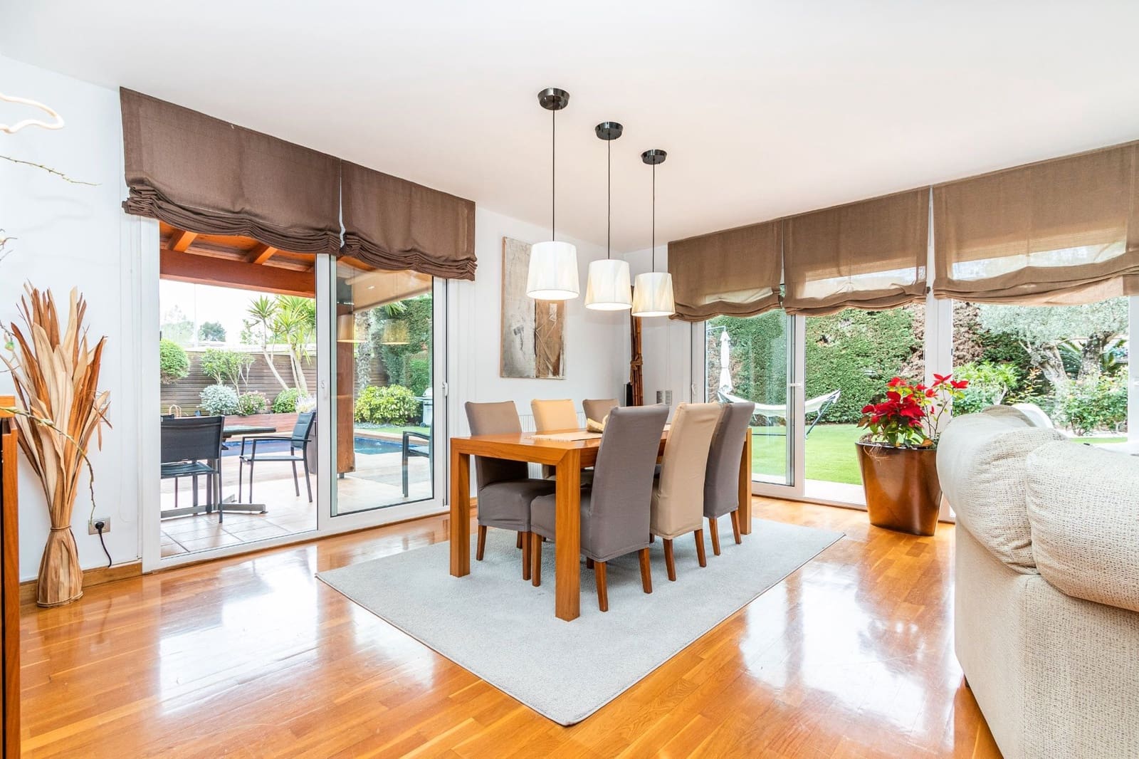 5 sypialnia Willa na sprzedaż w Sant Quirze del Valles z basenem garażem - 995 000 € (Ref: 9684367)