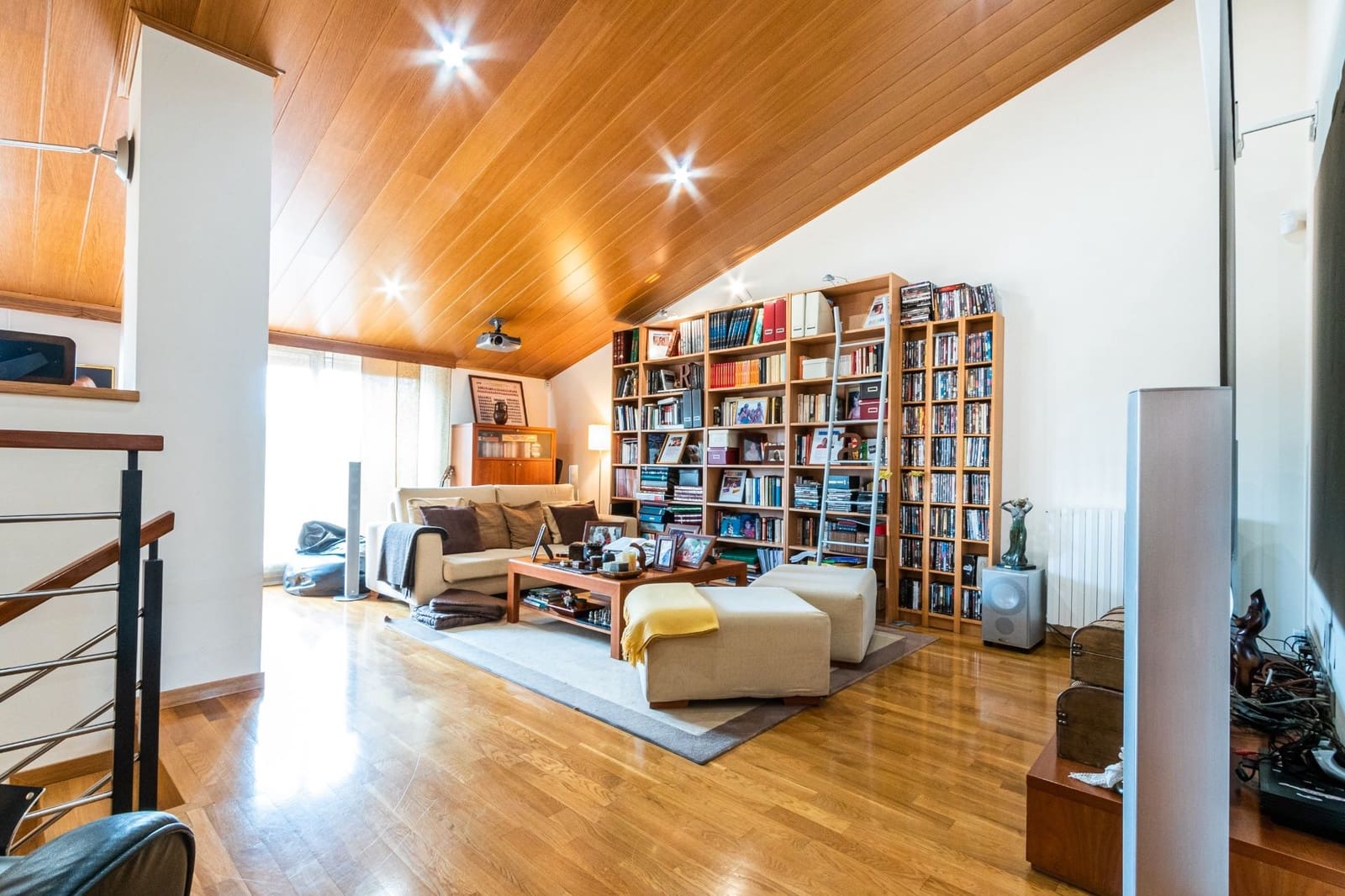 5 sypialnia Willa na sprzedaż w Sant Quirze del Valles z basenem garażem - 995 000 € (Ref: 9684367)