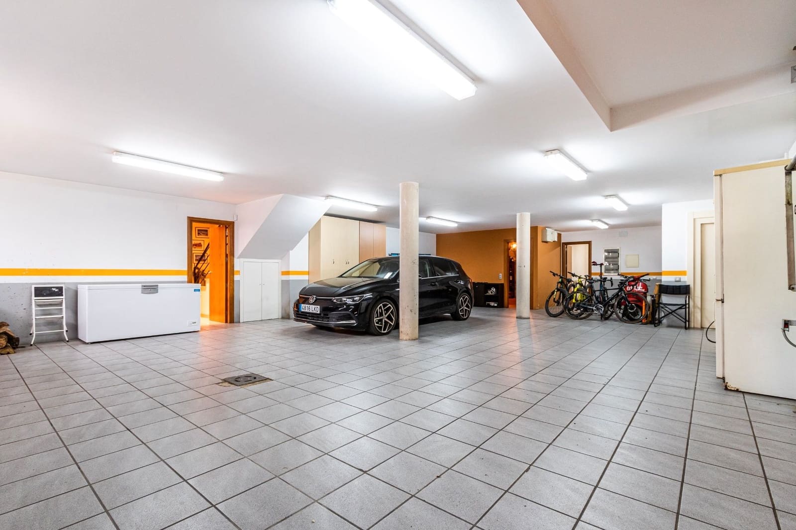 5 sypialnia Willa na sprzedaż w Sant Quirze del Valles z basenem garażem - 995 000 € (Ref: 9684367)