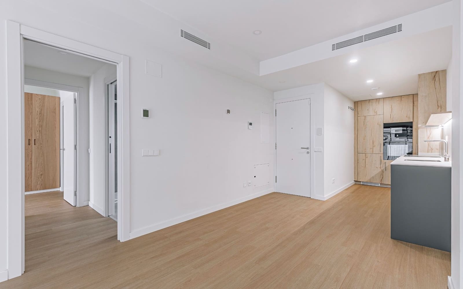 2 quarto Apartamento para arrendar em Barcelona cidade com garagem - 1 700 € (Ref: 9687542)