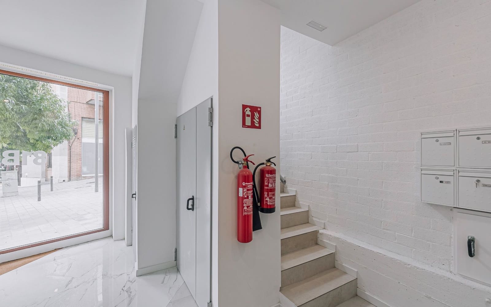 2 quarto Apartamento para arrendar em Barcelona cidade com garagem - 1 700 € (Ref: 9687542)