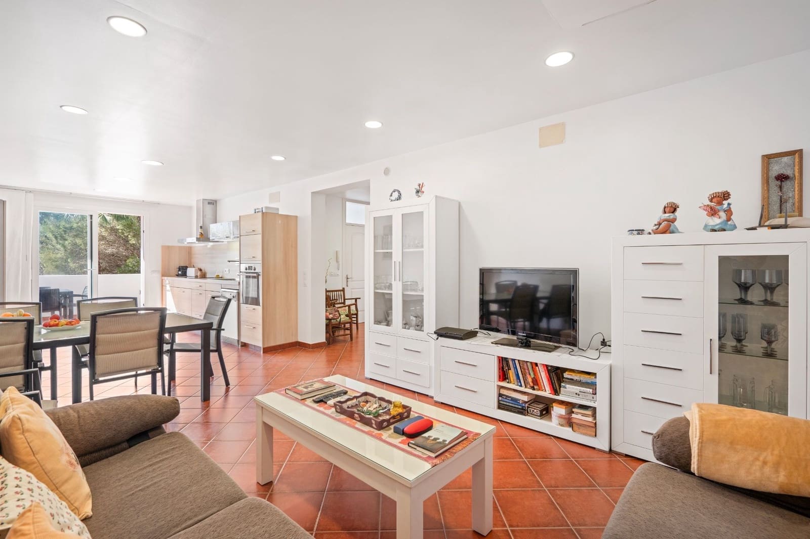 3 bedroom Flat for sale in Ciutadella de Menorca - € 450,000 (Ref: 9694498)