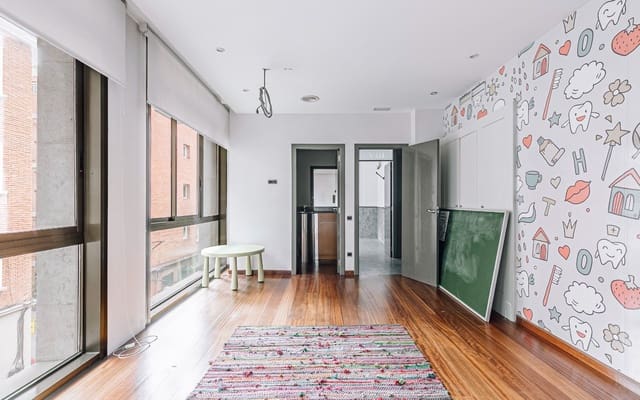 Local Commercial à vendre à El Putxet i El Farró, Barcelone ville - 790 000 € (Ref: 9694499)