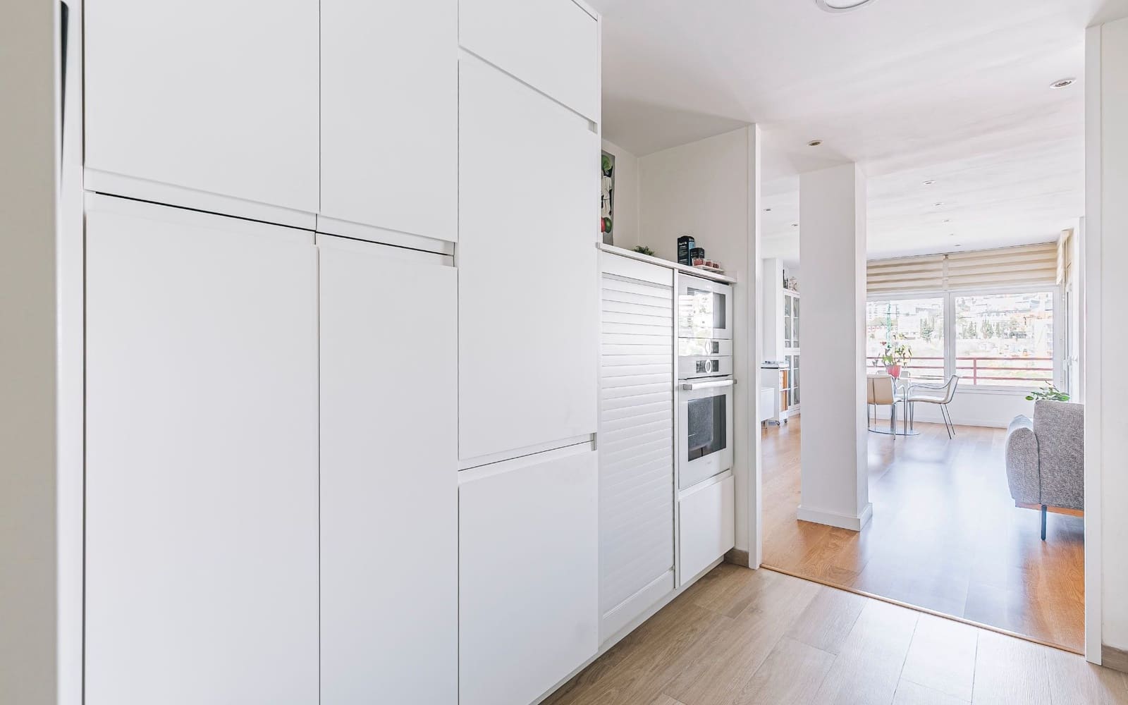 3 slaapkamer Flat te koop in Barcelona stad met zwembad garage - € 650.000 (Ref: 9697775)