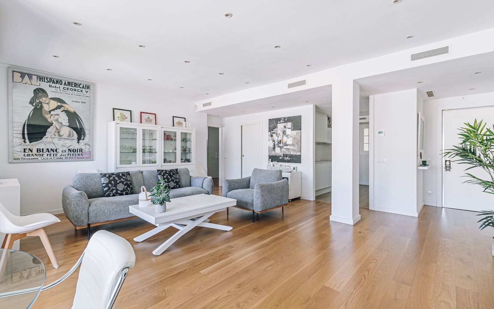 3 slaapkamer Flat te koop in Barcelona stad met zwembad garage - € 650.000 (Ref: 9697775)