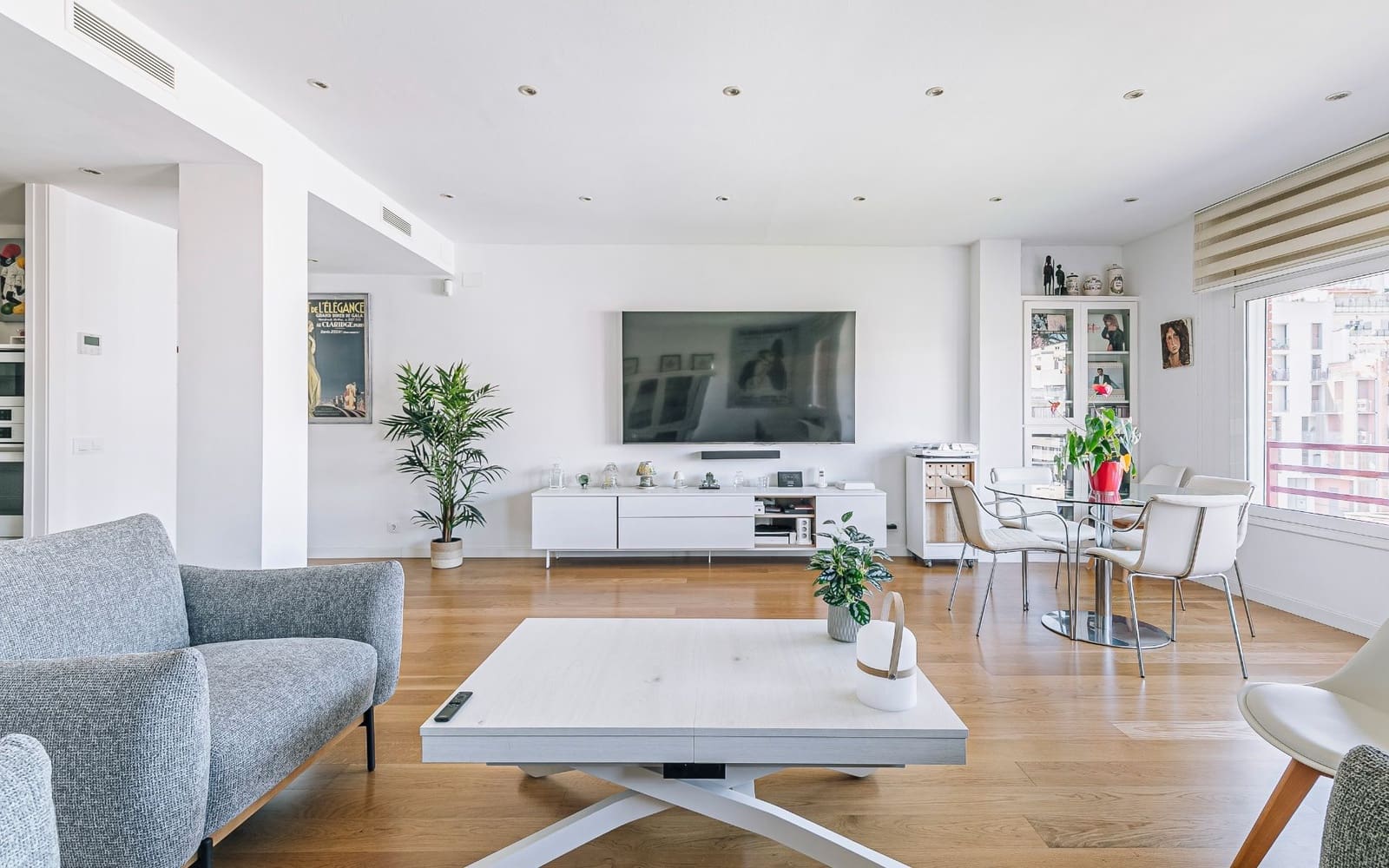 3 slaapkamer Flat te koop in Barcelona stad met zwembad garage - € 650.000 (Ref: 9697775)