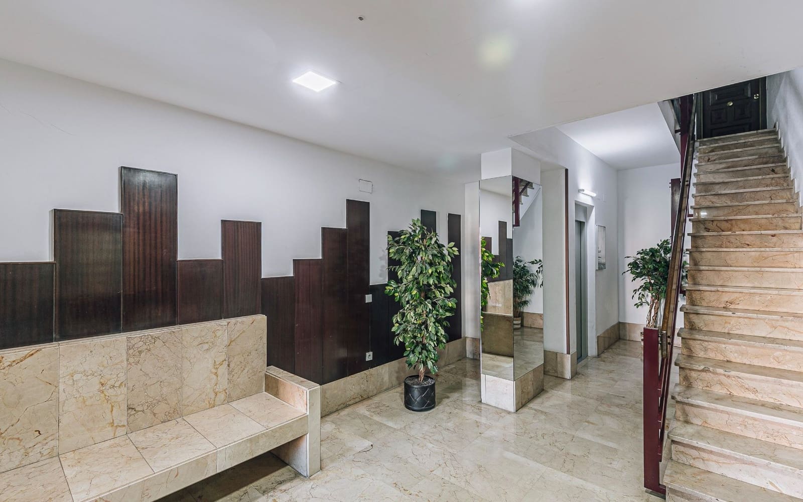 3 slaapkamer Flat te koop in Barcelona stad met zwembad garage - € 650.000 (Ref: 9697775)