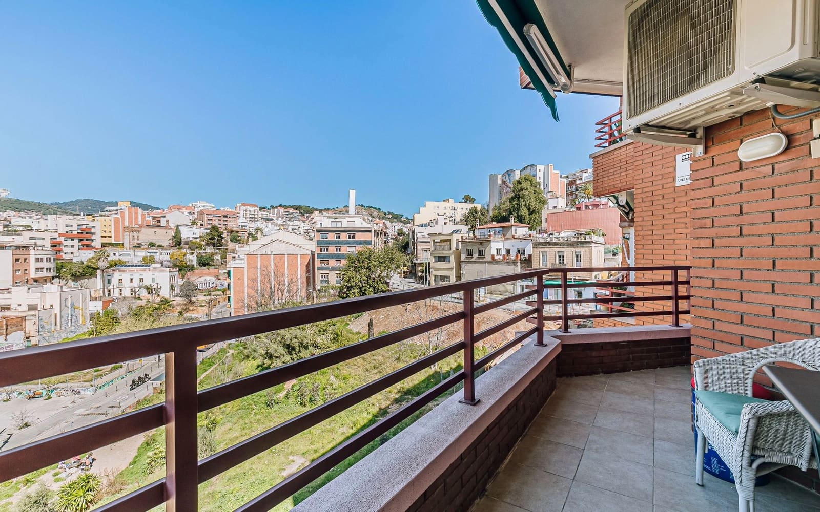 3 slaapkamer Flat te koop in Barcelona stad met zwembad garage - € 650.000 (Ref: 9697775)