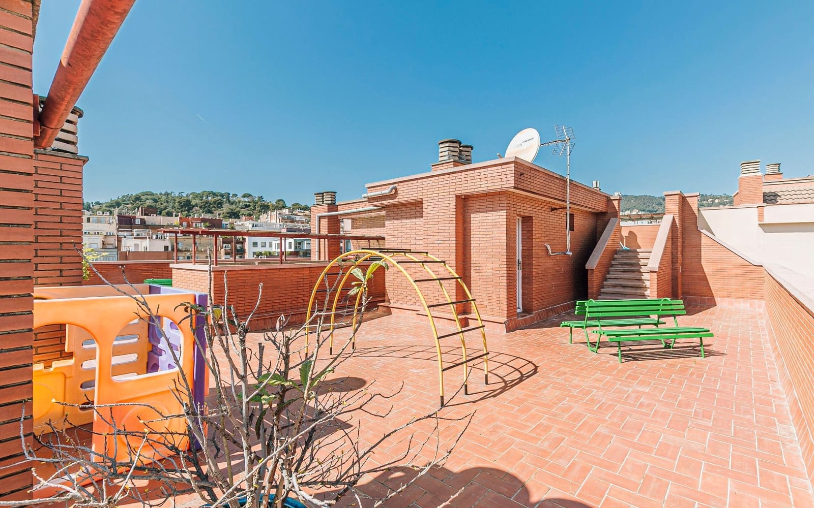 3 slaapkamer Flat te koop in Barcelona stad met zwembad garage - € 650.000 (Ref: 9697775)