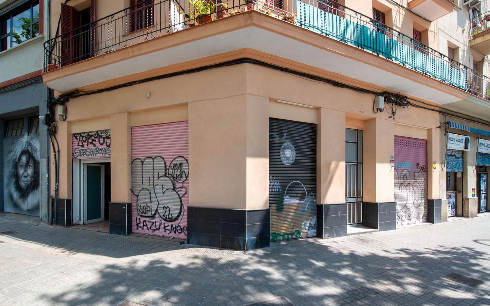 Commercial for rent in Barcelona city - € 1,900 (Ref: 9700009)