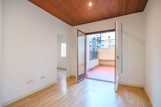 Piso de 3 habitaciones en Sant Antoni, Barcelona ciudad en venta - 395.000 € (Ref: 9713275)
