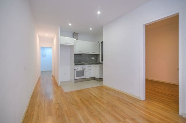 Piso de 3 habitaciones en Sant Antoni, Barcelona ciudad en venta - 395.000 € (Ref: 9713275)