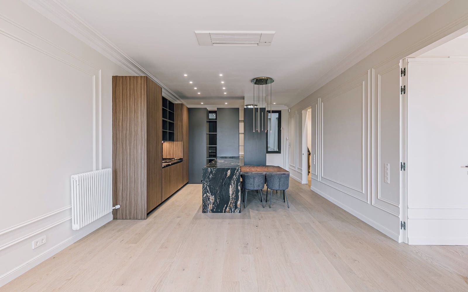 2 slaapkamer Flat te koop in Barcelona stad - € 1.050.000 (Ref: 9716779)