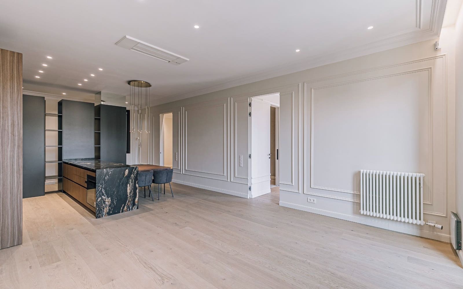 2 slaapkamer Flat te koop in Barcelona stad - € 1.050.000 (Ref: 9716779)