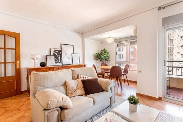 3 slaapkamer Flat te koop in Jaume Roig, Valencia stad - € 440.000 (Ref: 9716781)