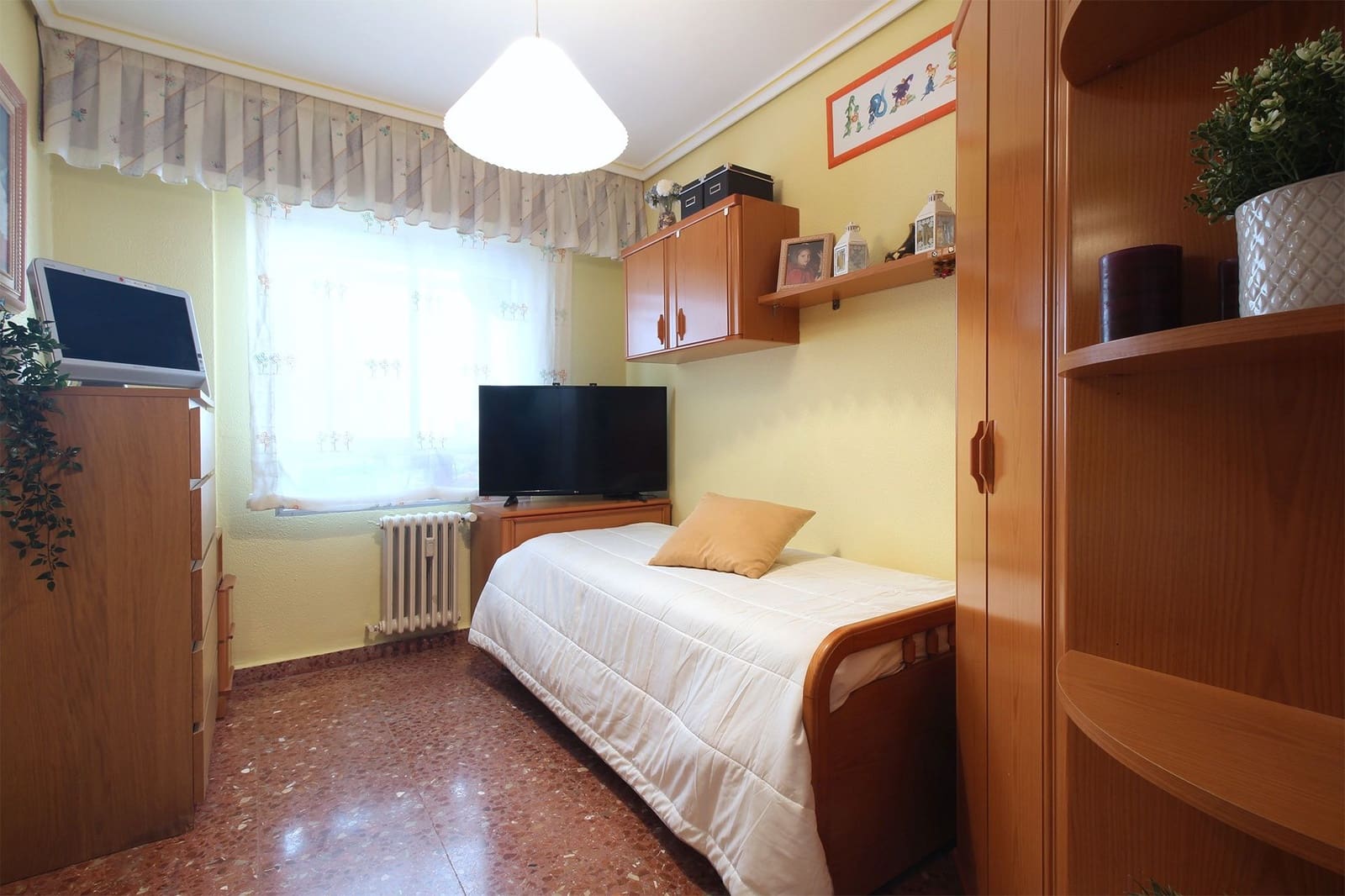 3 bedroom Flat for sale in Albacete city - € 215,000 (Ref: 9719318)