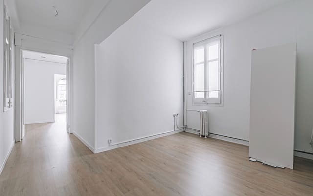 Büro zu vermieten in Sant Gervasi - Galvany, Barcelona Stadt - 2.400 € (Ref: 9720335)