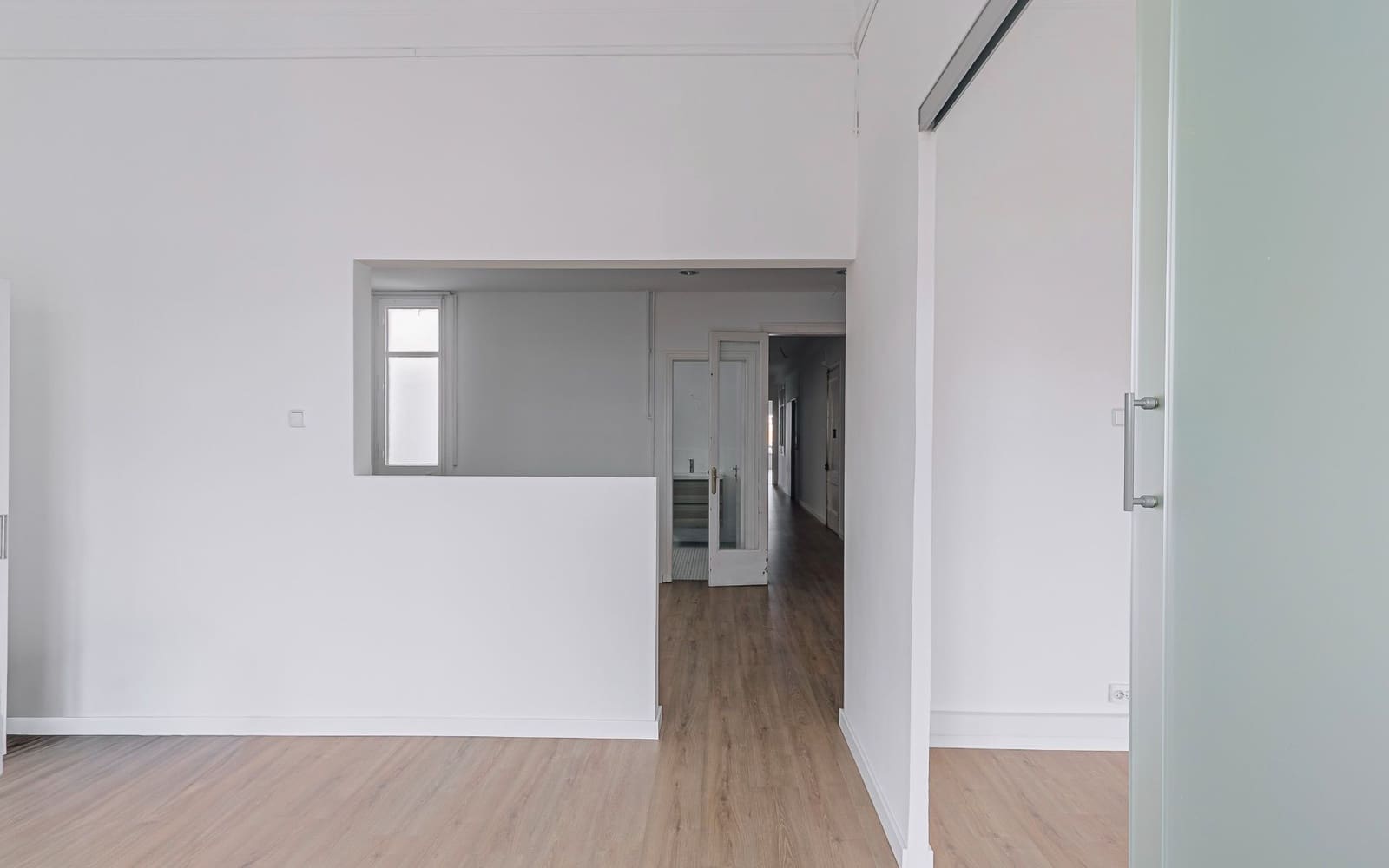 Bureau à louer à Barcelone ville - 2 400 € (Ref: 9720335)