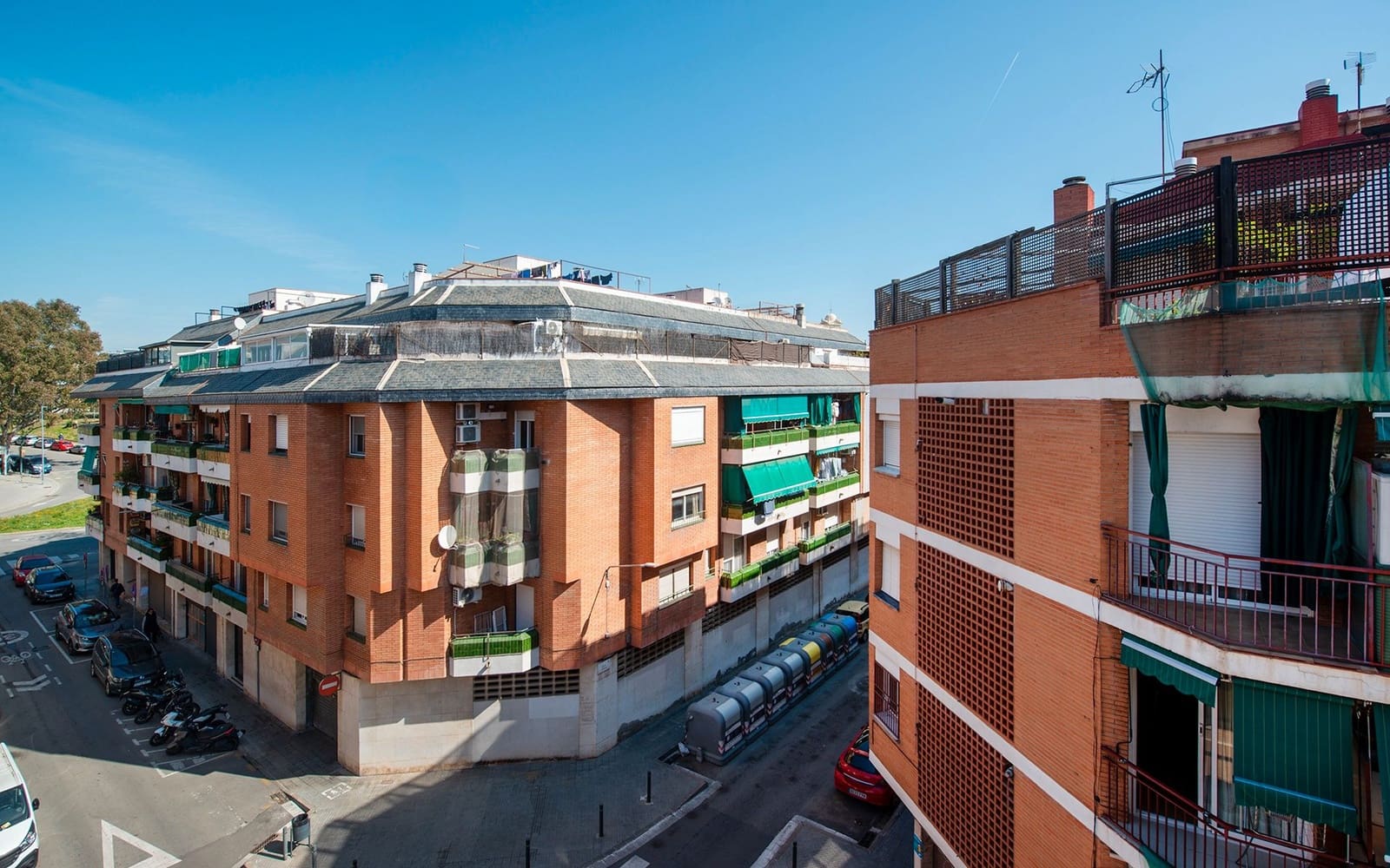 3 soveværelse Lejlighed til salg i Sant Boi de Llobregat - € 239.950 (Ref: 9725153)