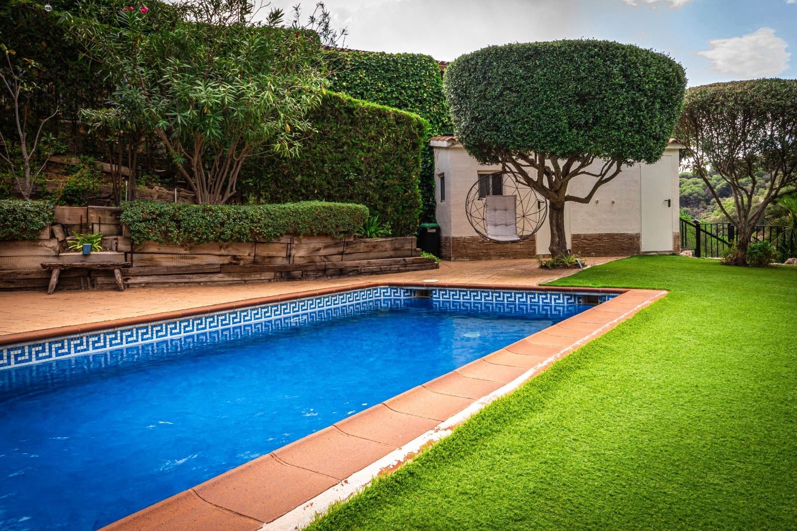 5 Zimmer Villa zu verkaufen in Alella mit Pool Garage - 895.000 € (Ref: 9725154)