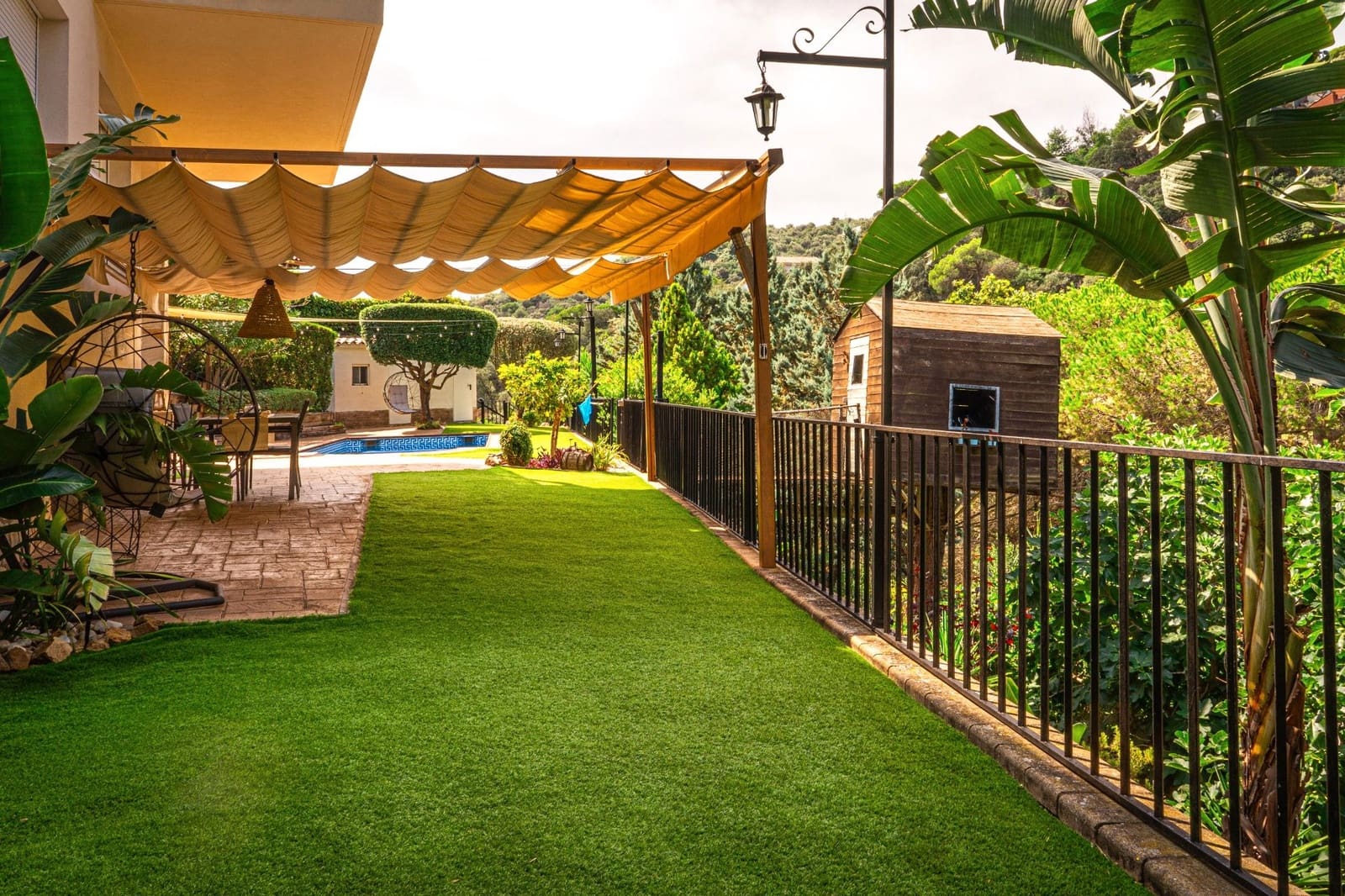 5 Zimmer Villa zu verkaufen in Alella mit Pool Garage - 895.000 € (Ref: 9725154)