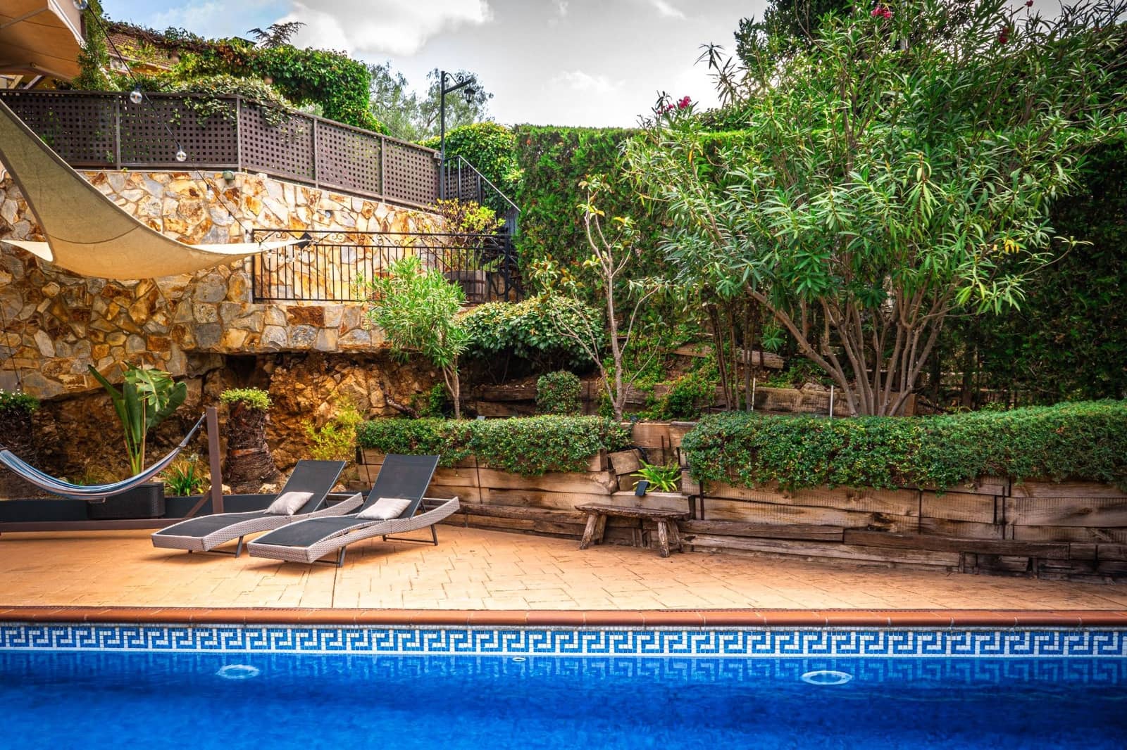 5 Zimmer Villa zu verkaufen in Alella mit Pool Garage - 895.000 € (Ref: 9725154)