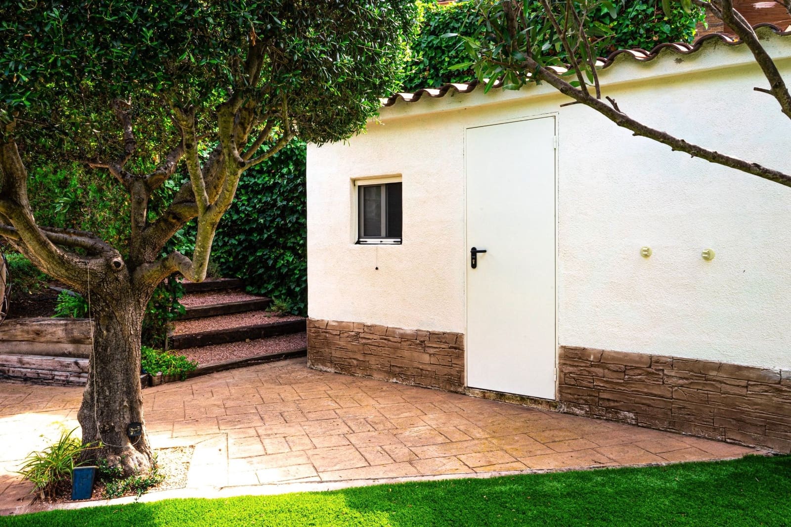 5 Zimmer Villa zu verkaufen in Alella mit Pool Garage - 895.000 € (Ref: 9725154)