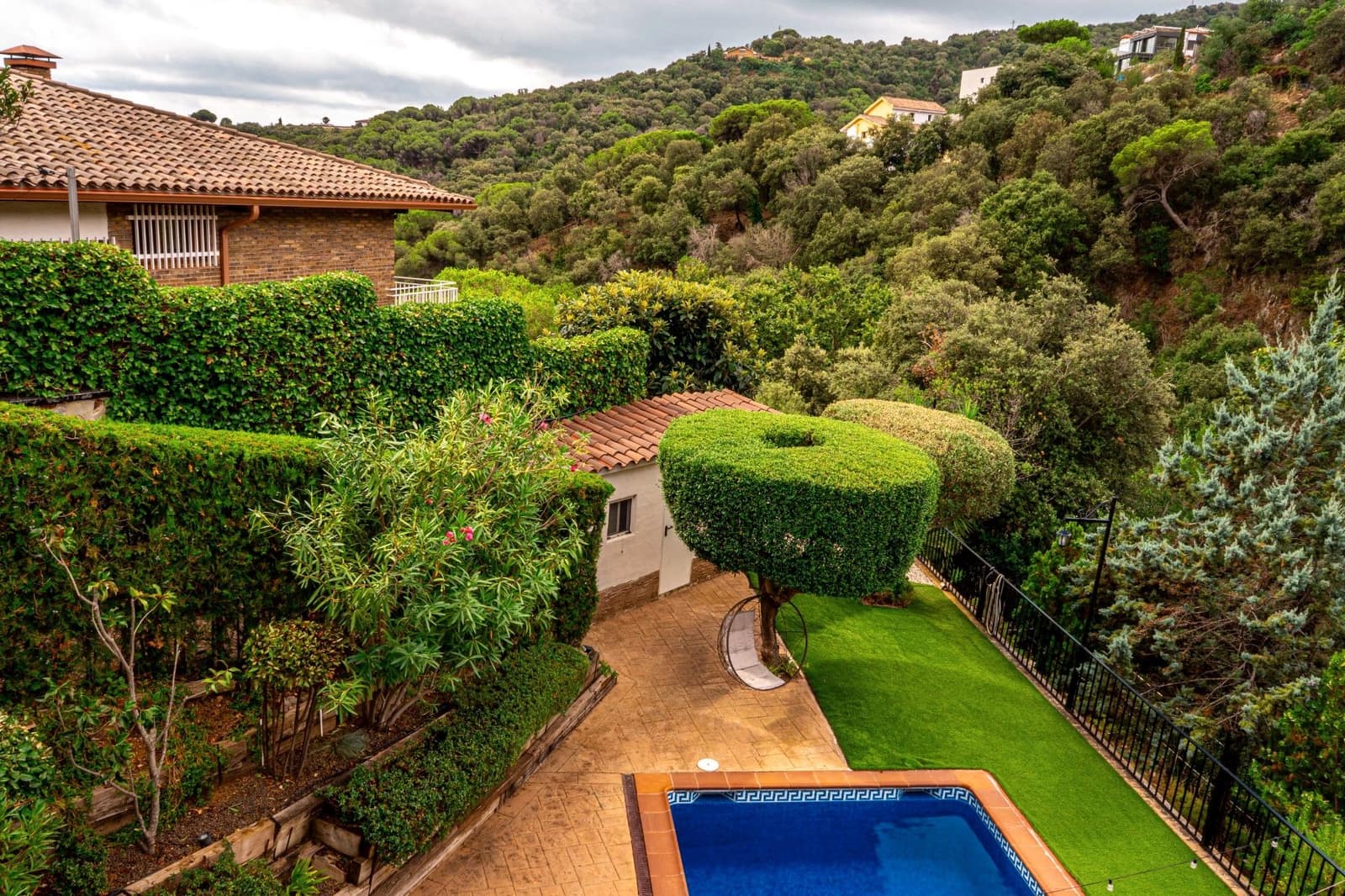 5 Zimmer Villa zu verkaufen in Alella mit Pool Garage - 895.000 € (Ref: 9725154)