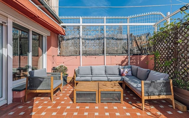 3 bedroom Penthouse for sale in Badalona - € 334,900 (Ref: 9725155)