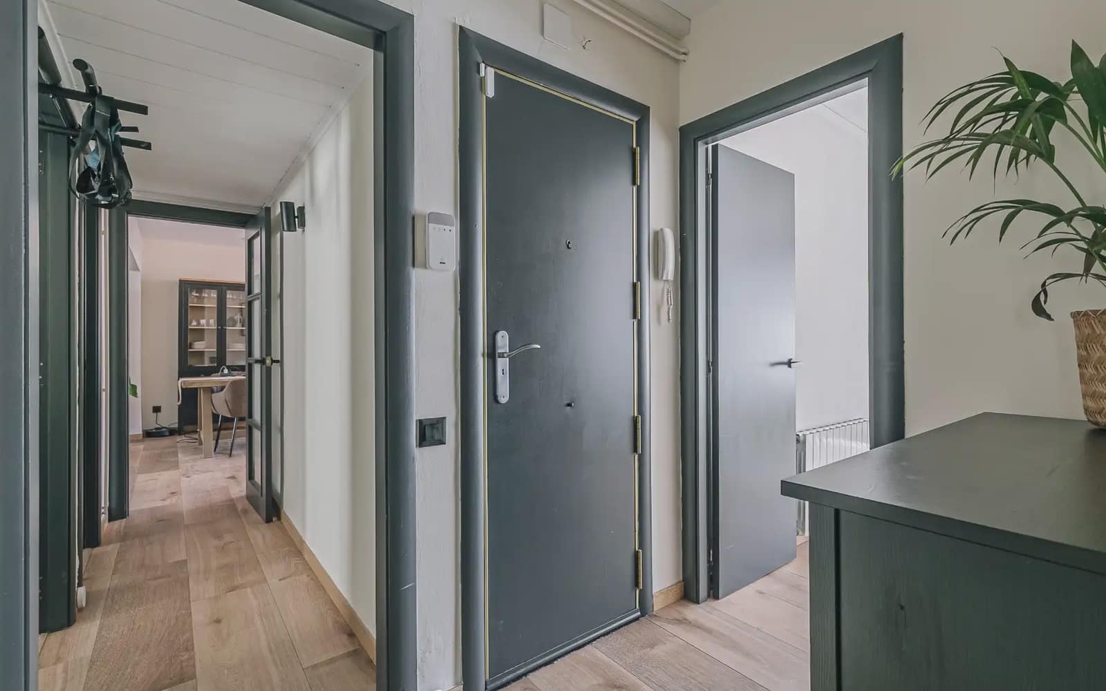 3 bedroom Penthouse for sale in Badalona - € 259,900 (Ref: 9725155)