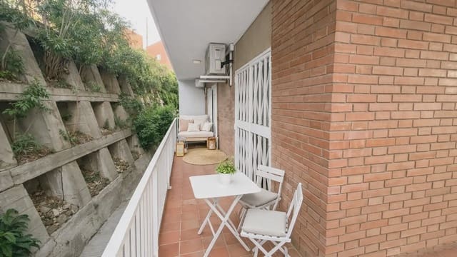 4 soveværelse Lejlighed til salg i La Font d'en Fargues, Barcelona by - € 460.000 (Ref: 9734211)