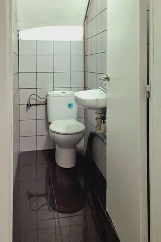 Local Comercial en La Vila de Gràcia, Barcelona ciudad en alquiler - 700 € (Ref: 9739147)