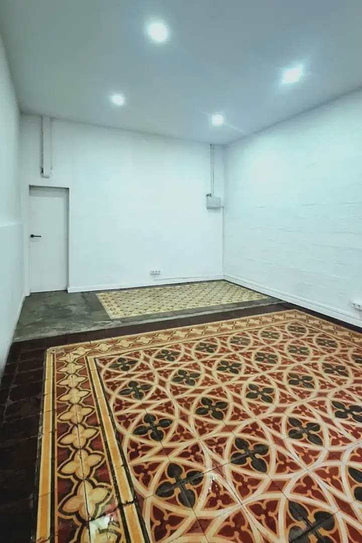 Komercyjne do wynajęcia w Miasto Barcelona - 700 € (Ref: 9739147)