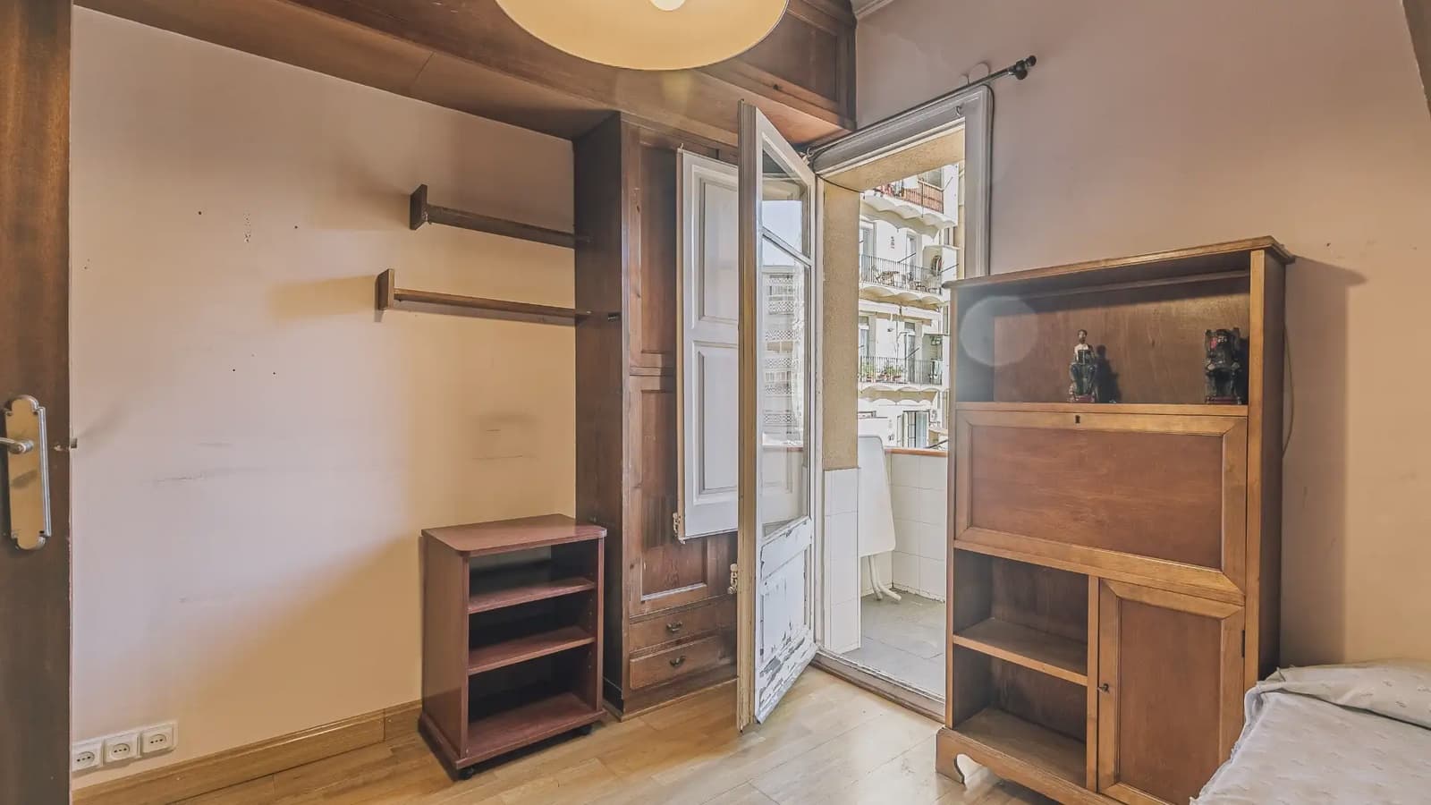 Piso de 4 habitaciones en Barcelona ciudad en venta - 790.000 € (Ref: 9739149)