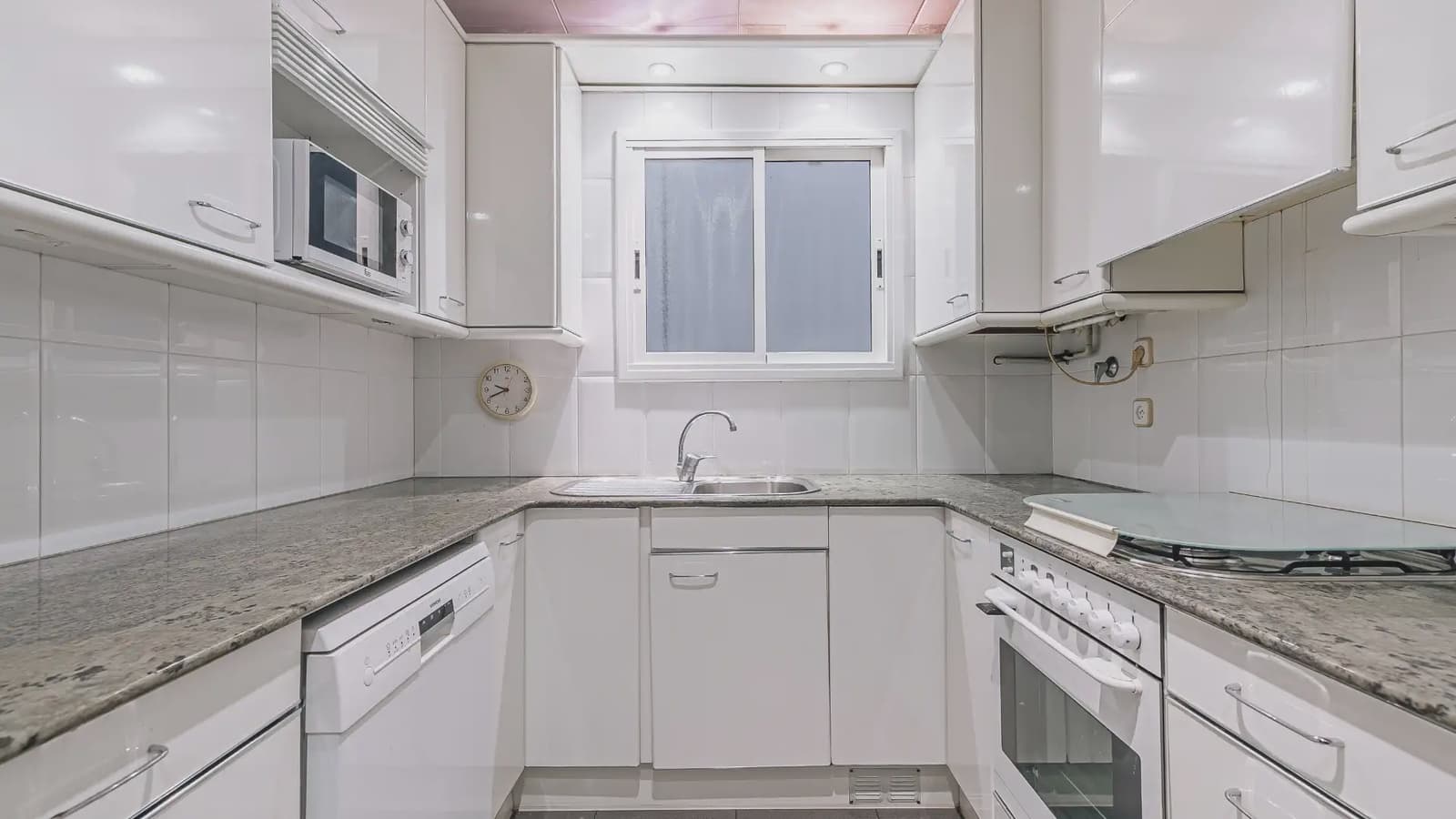 Piso de 4 habitaciones en Barcelona ciudad en venta - 790.000 € (Ref: 9739149)