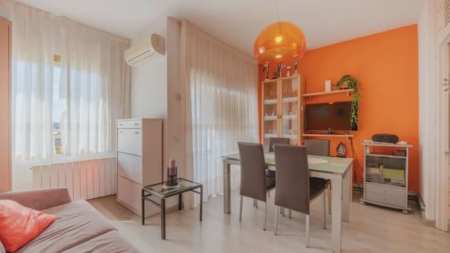 1 chambre Appartement à vendre à Fenals, Lloret de Mar avec piscine - 145 000 € (Ref: 9740215)